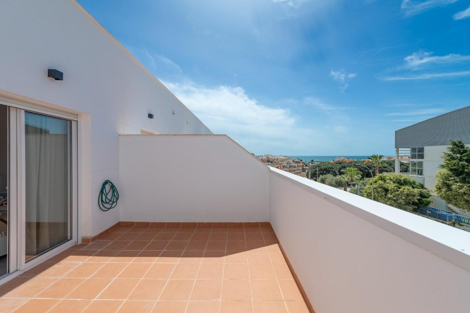 Dreamy Beach Penthouse Torre de Benagalbon Bagian luar foto